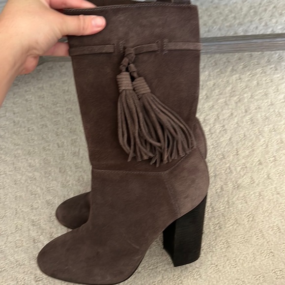 Vince Camuto booties - Picture 1 of 5
